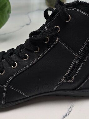Toe Warmers - black winter/fall waterproof ankle boots
